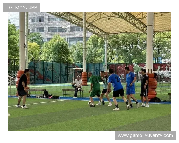 足球星盒开启球迷互动新体验点燃绿茵激情共享精彩赛事瞬间 足球星盒开启球迷互动新体验点燃绿茵激情共享精彩赛事瞬间